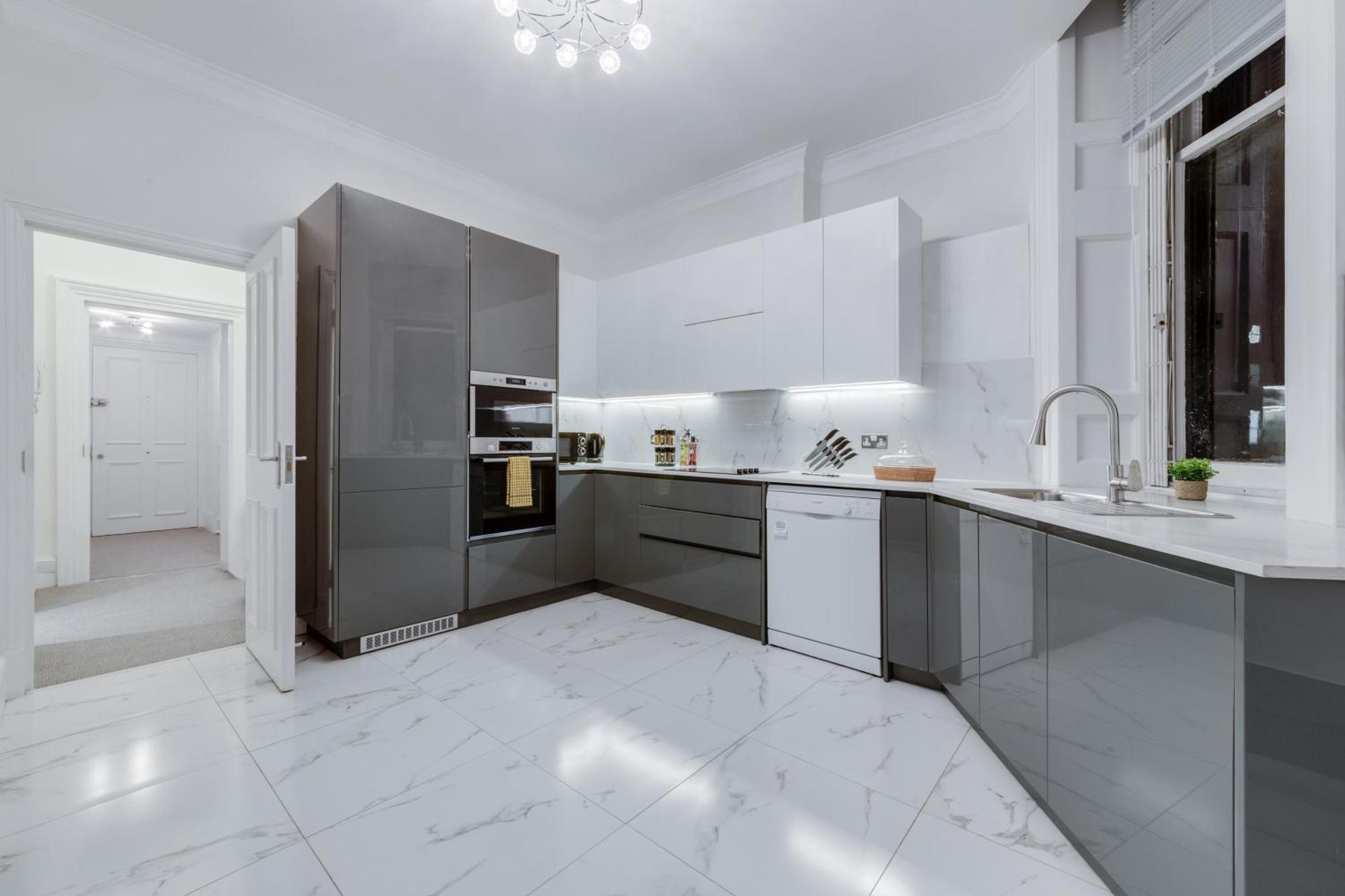 Luxury London 3 Bedroom Duplex With Pool Table - 4Hs מראה חיצוני תמונה