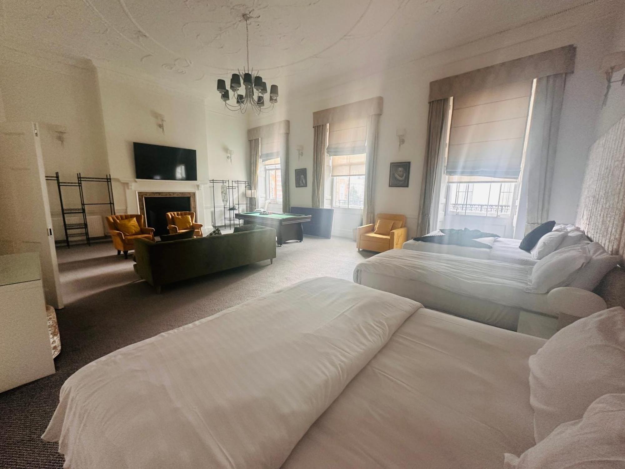 Luxury London 3 Bedroom Duplex With Pool Table - 4Hs מראה חיצוני תמונה