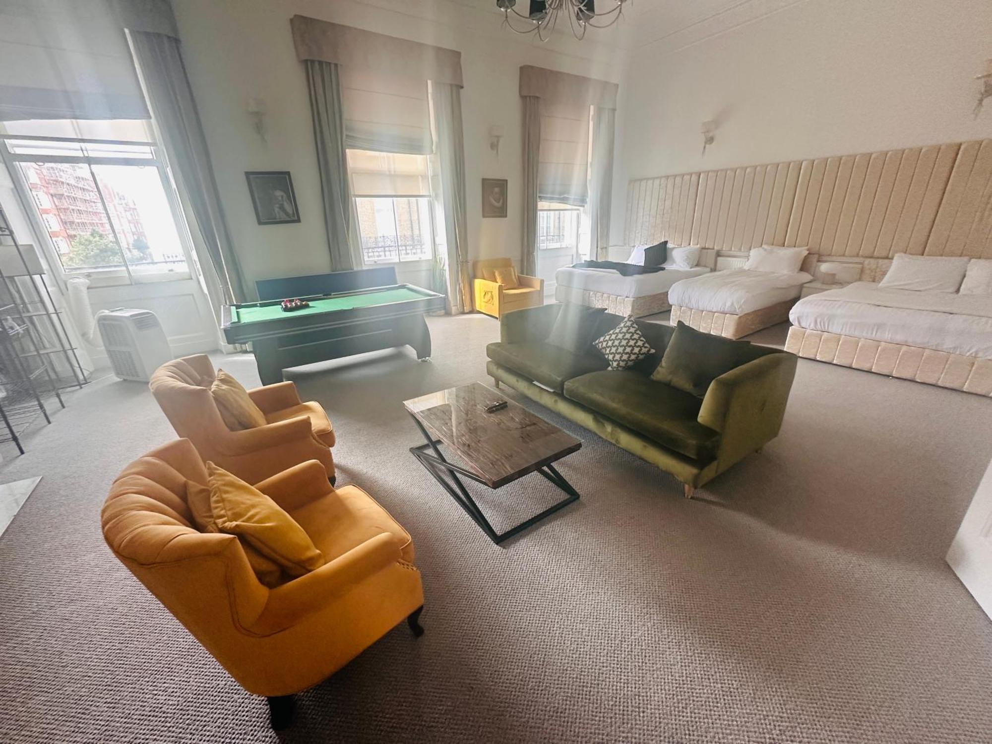 Luxury London 3 Bedroom Duplex With Pool Table - 4Hs מראה חיצוני תמונה